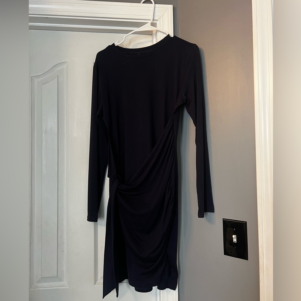 Navy blue wrap dress size large never warn